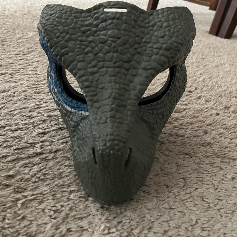Jurassic World Velociraptor Blue Mask